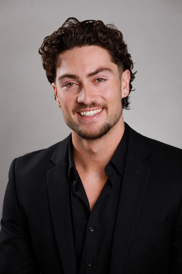 Dylan Harris,  at 